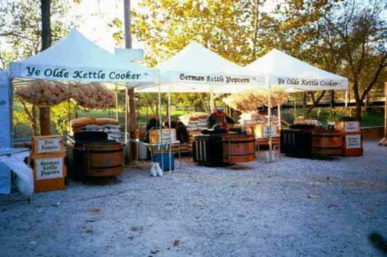 Ye Olde Kettle Cooker - 3/canopy setup